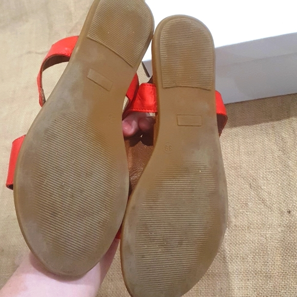 DIANA FERRARI Size 39 Size 8 Red sandals with bow - Picture 3 of 4